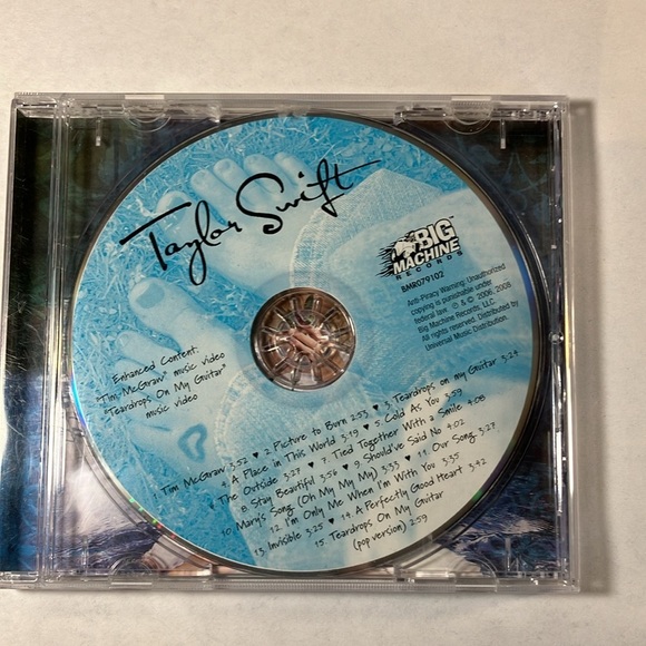 Taylor Swift 3 CD Collection Self Titled Speak Now and Fearless - Picture 2 of 12